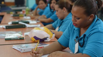 Copyright: Alstom / Fundacion Calicanto Training_for_women_social_vulnerability_CAPTA_1