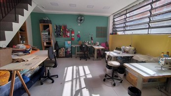 Copyright: Associação Arca de Noé de Apoio Social Atelie_Costura_Youth_Project_Brazil.jpg